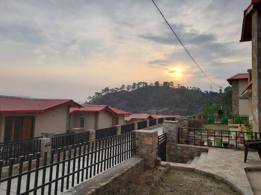 Himalayan View Villa 3 Bhk Shitlakhet Buitenkant foto